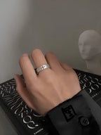 Minimalist Cross Ring