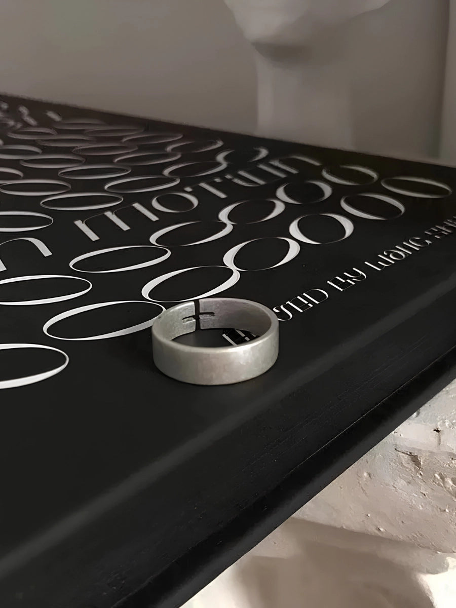 Minimalist Cross Ring